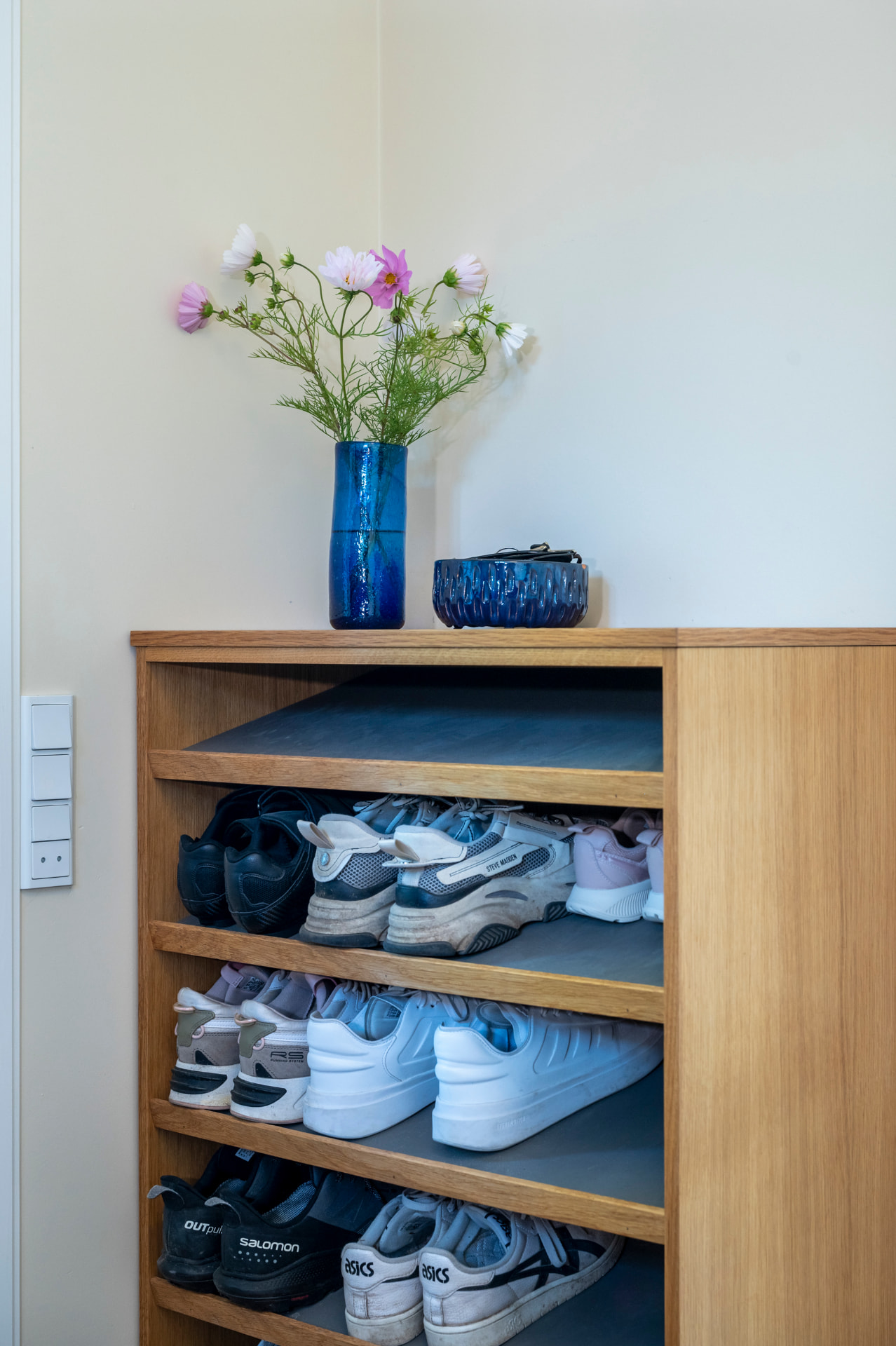 Skoreol i fineret eg — detalje 1